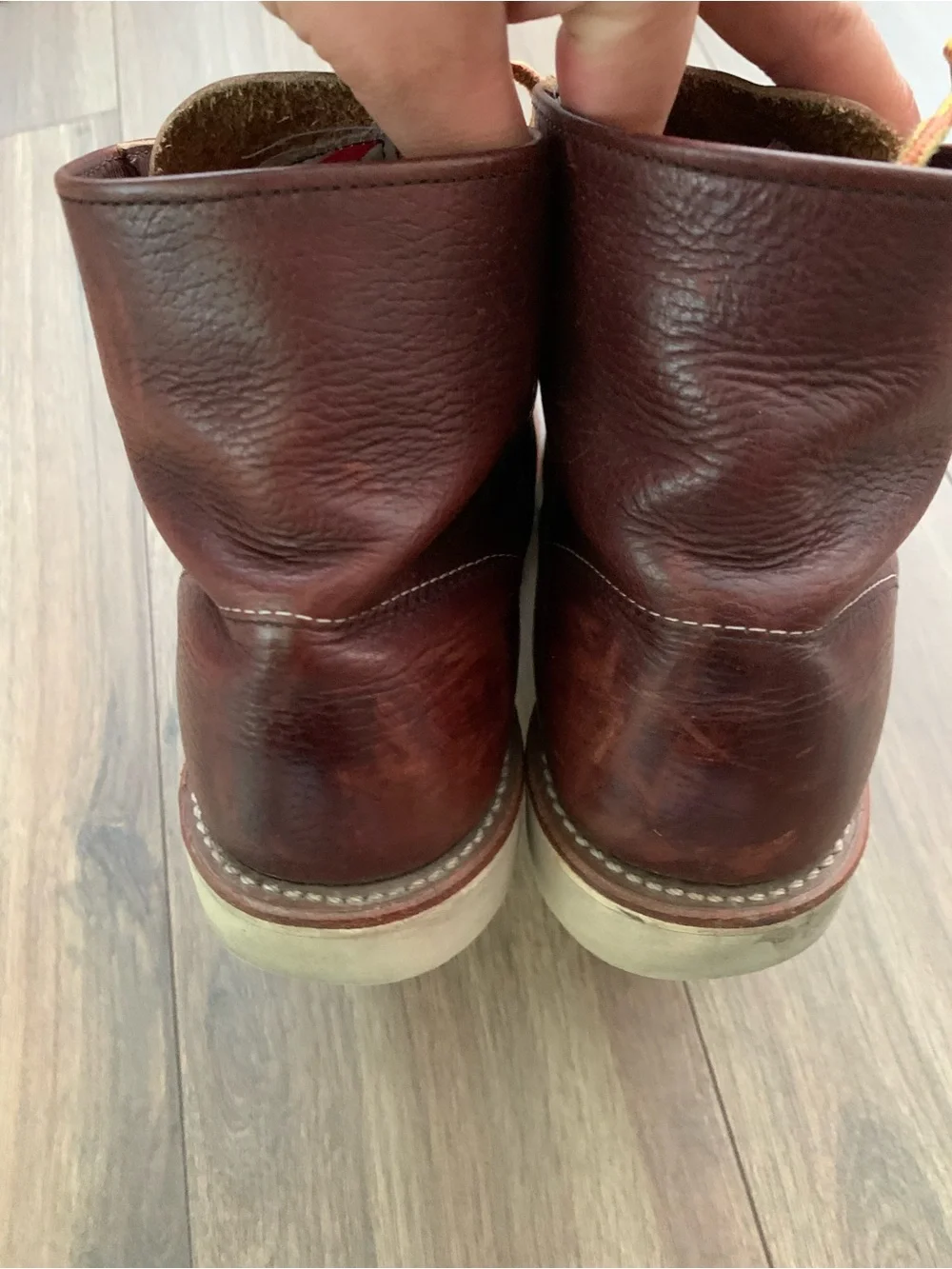 Redwing Boots Men's size 8 Brown Leather Work Boots 8196 - Classic Lace-Up - Picture 6 of 9